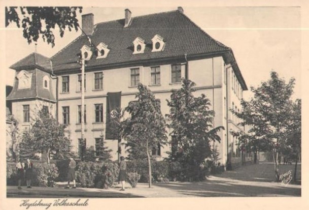 Liaudies mokykla. Apie 1939 -1944 m.